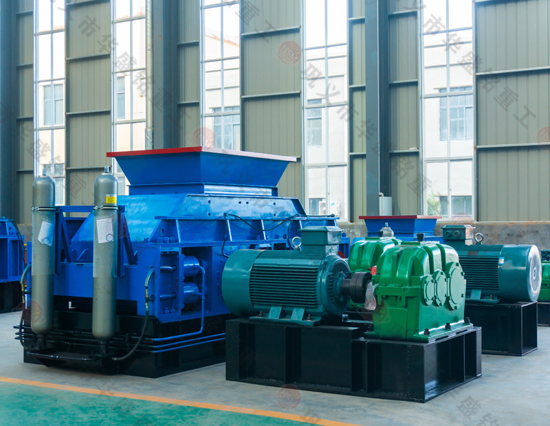 河卵石對輥制砂機,河卵石制砂機,河卵石液壓對輥制砂機,河卵石制砂機生產廠家1